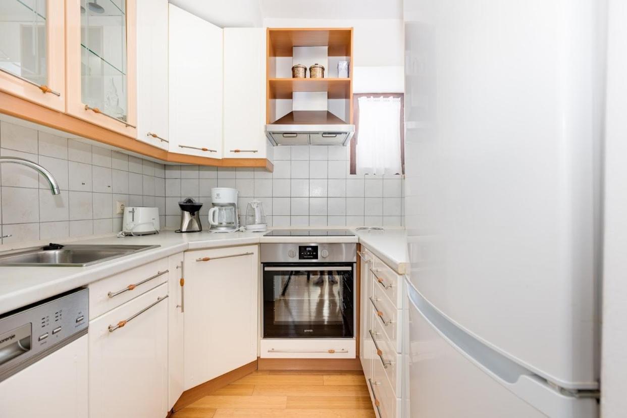 Apartment Anton Пунат Екстер'єр фото
