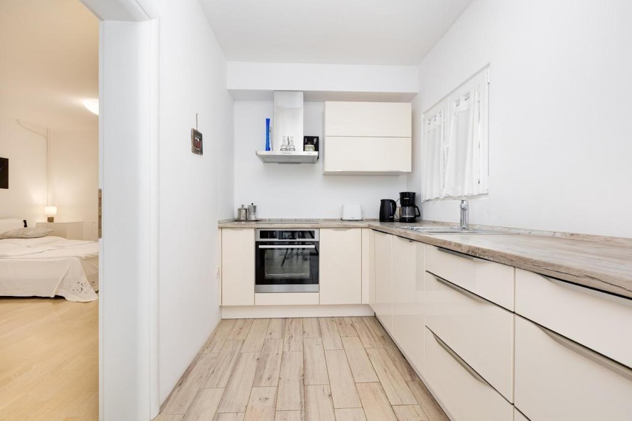 Apartment Anton Пунат Екстер'єр фото
