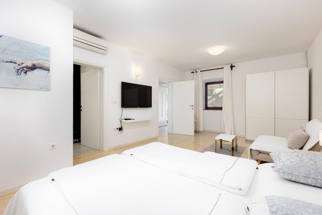Apartment Anton Пунат Екстер'єр фото